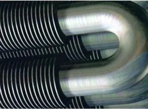 Tiub Bersirip Pepejal